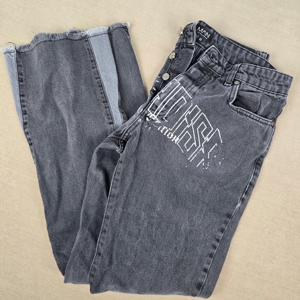 BoohooMAN Mens 32 Washed Black Paradise Graphic Flared Raw Hem Jeans Streetwear